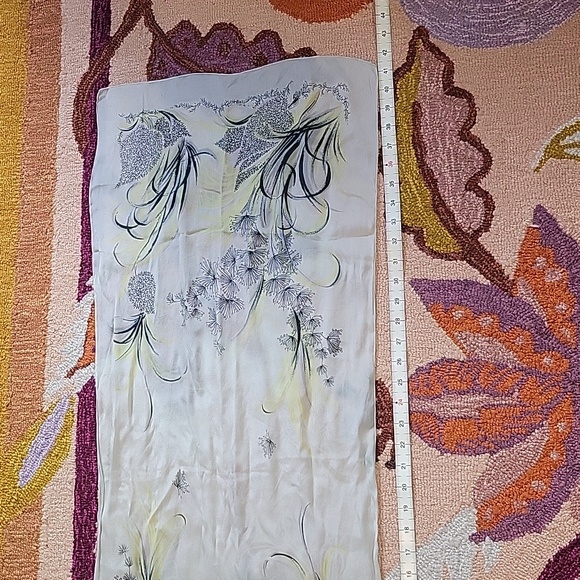 Botanical True Vintage Scarf - Picture 8 of 12